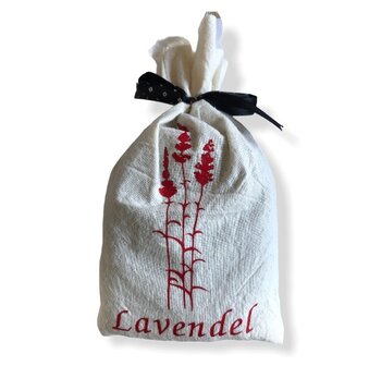 avendelzakje van natuurlijk katoen met afbeelding van lavendel en tekst &quot;Lavendel&quot; in rood.