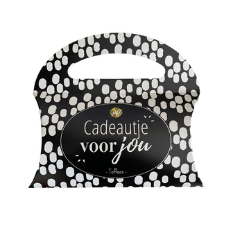 Stijlvolle verpakking van het cadeautje voor jou met heerlijke toffees