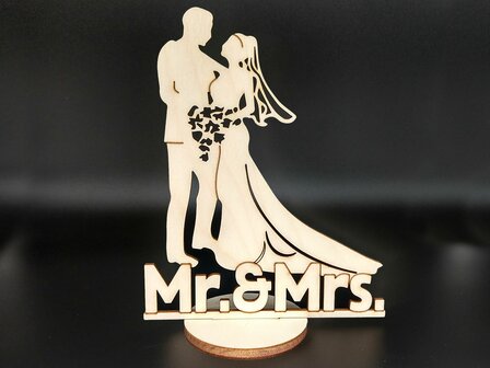 Stijlvol bruiloftsgeschenk &ndash; Mr &amp; Mrs houten figuur